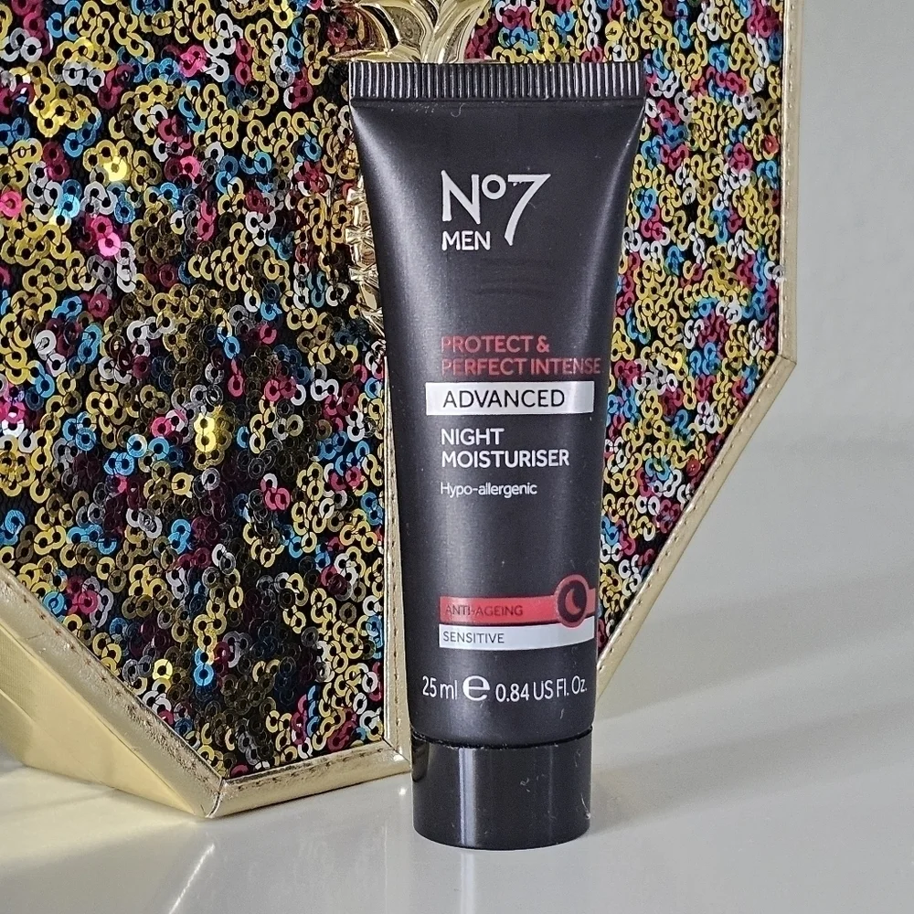 🟠4 for $25🟠 No7 MEN ADVANCED NIGHT MOISTURISER
